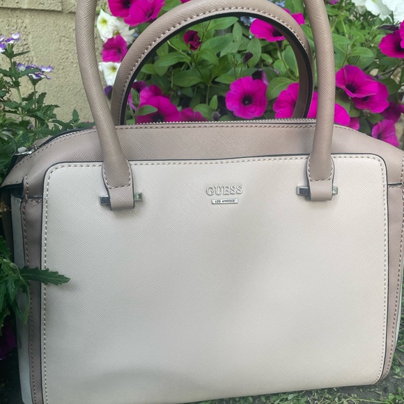SOLD. Guess Purse, Color:blush - Picture 2 of 15